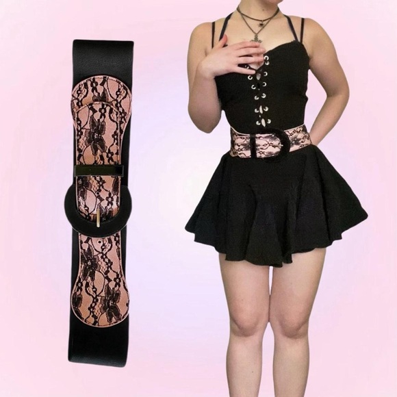 pink and black lace floral buckle belt with adjustable hoops.。.:*☆ - Picture 1 of 8